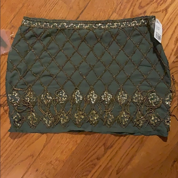 Forever 21 Dresses & Skirts - 🤗5 for $25🥳 Forever 21 sequence beaded skirt💔